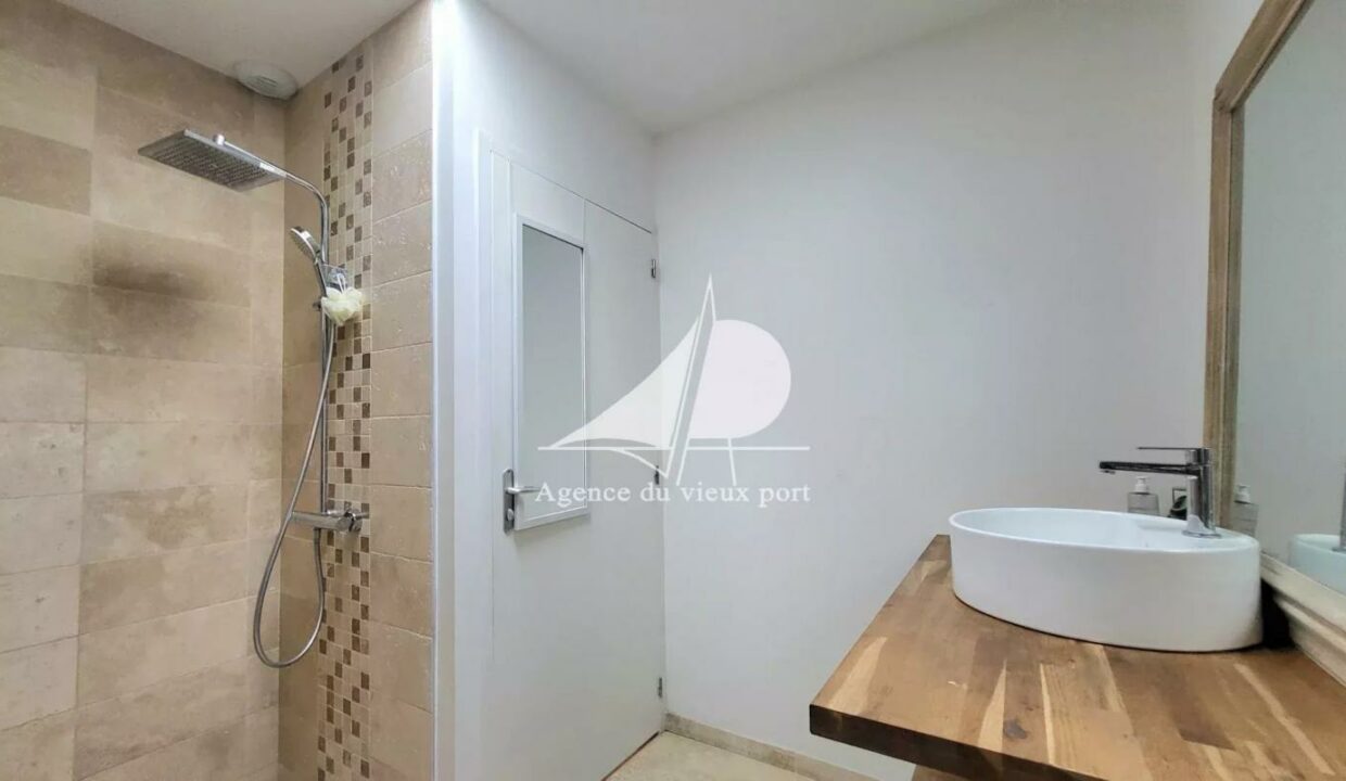 86184732-02102025-164754-11