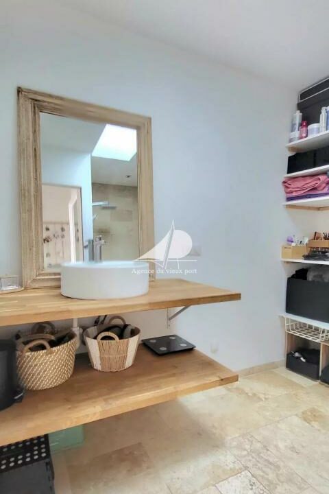 86184732-02102025-164754-12