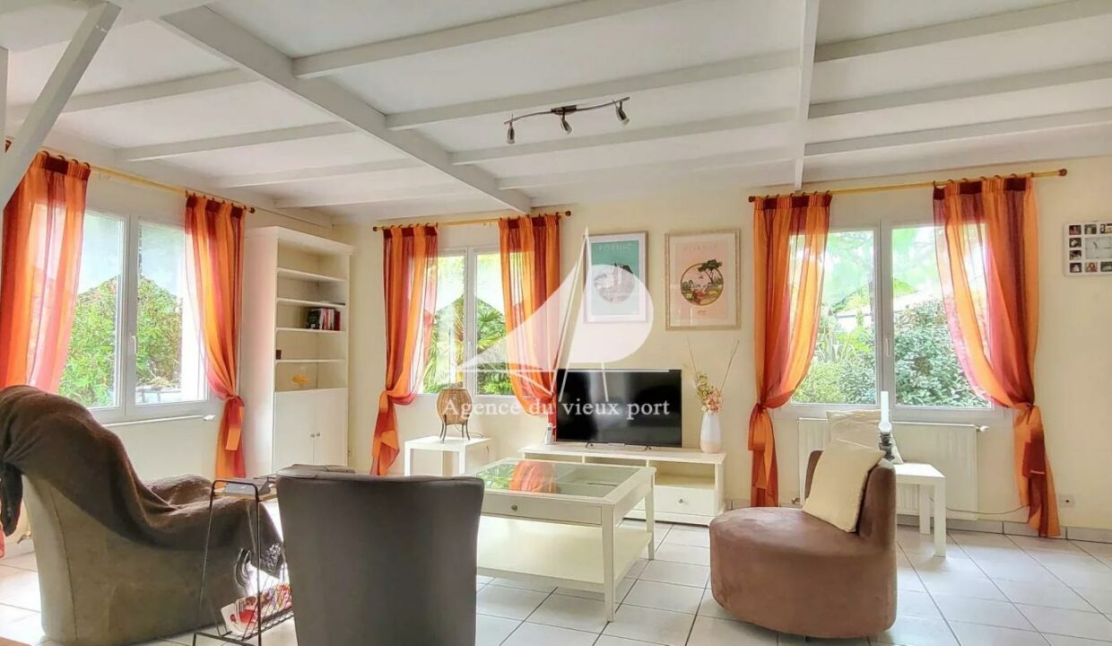 86217339-20112025-151122-4