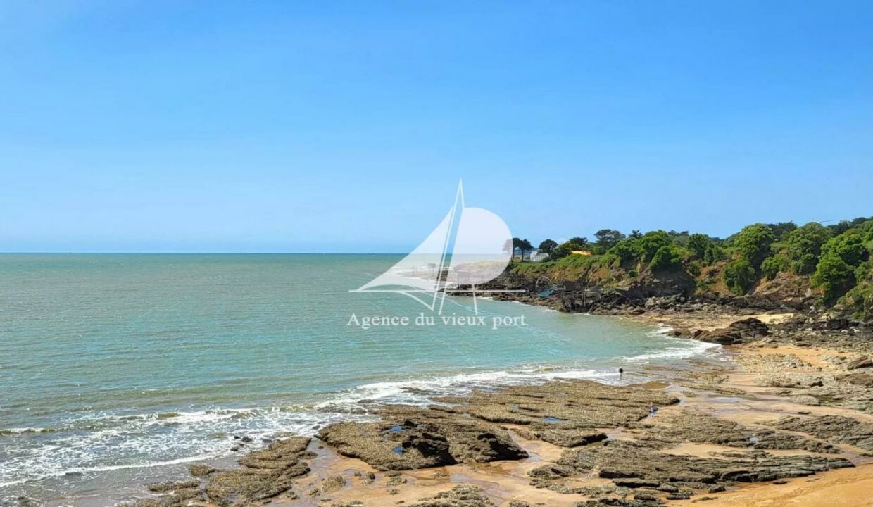 85717125-16122025-172054-8