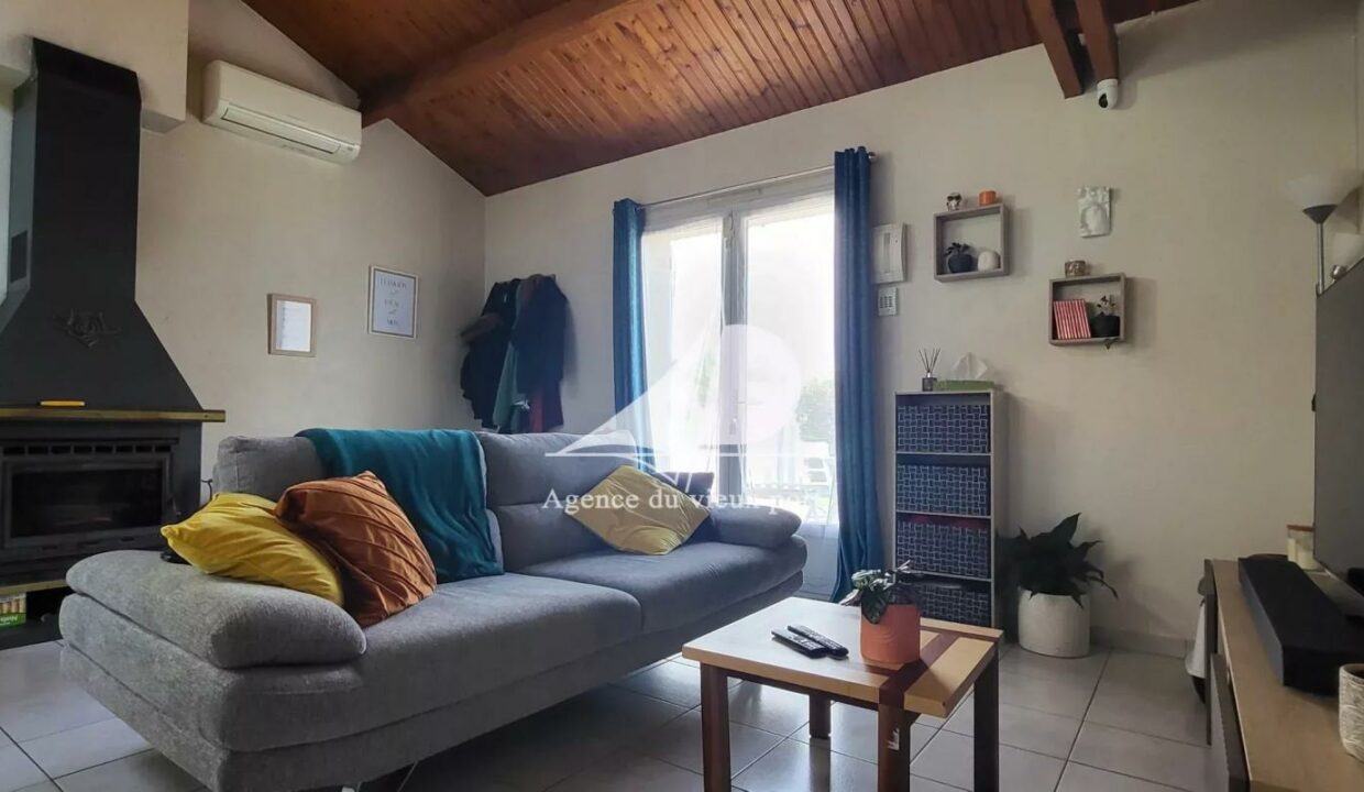 85774201-16122025-172051-1