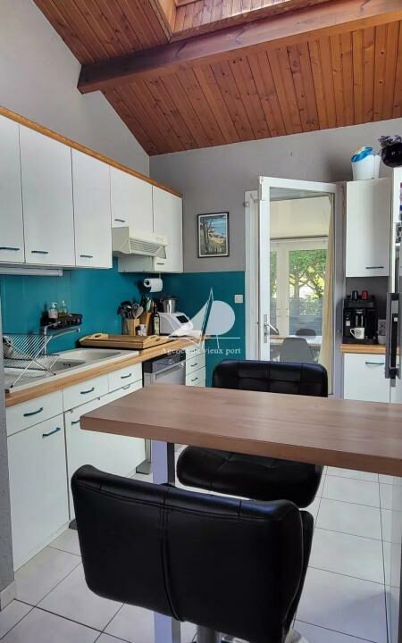 85774201-16122025-172051-2