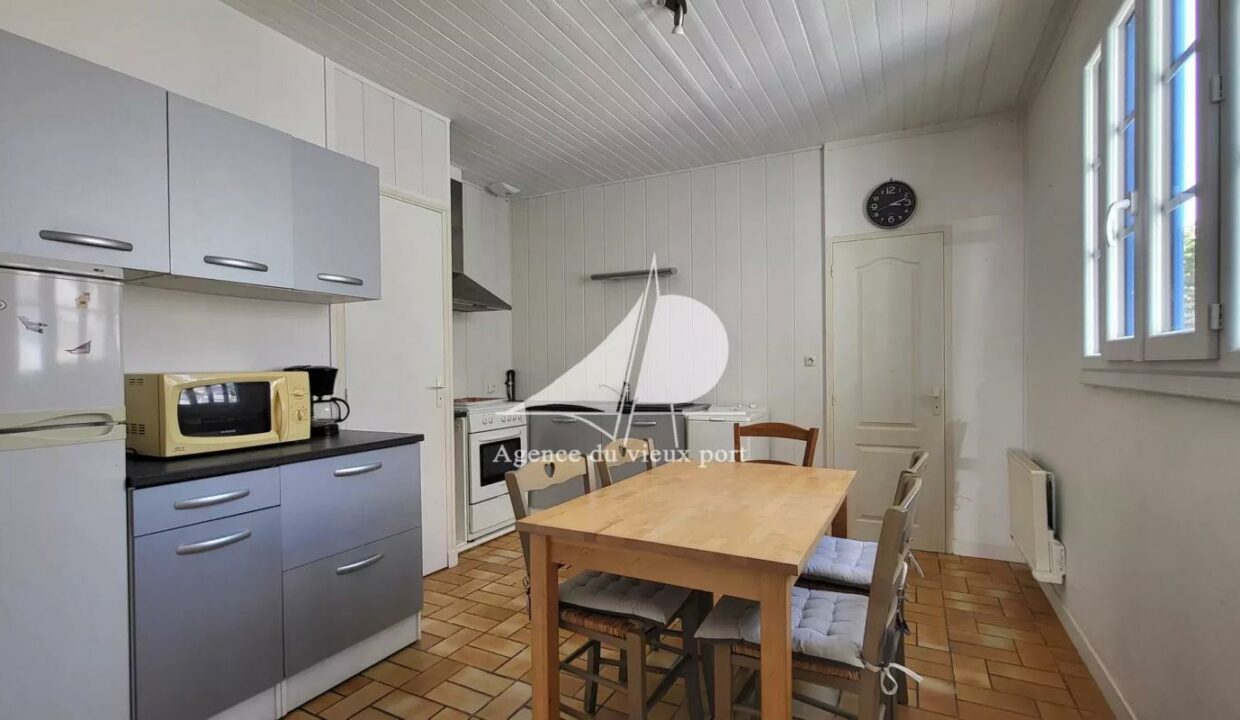 86122844-02122025-132054-1