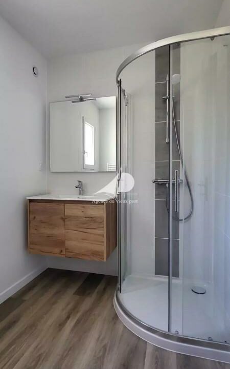 86156412-16122025-172055-6