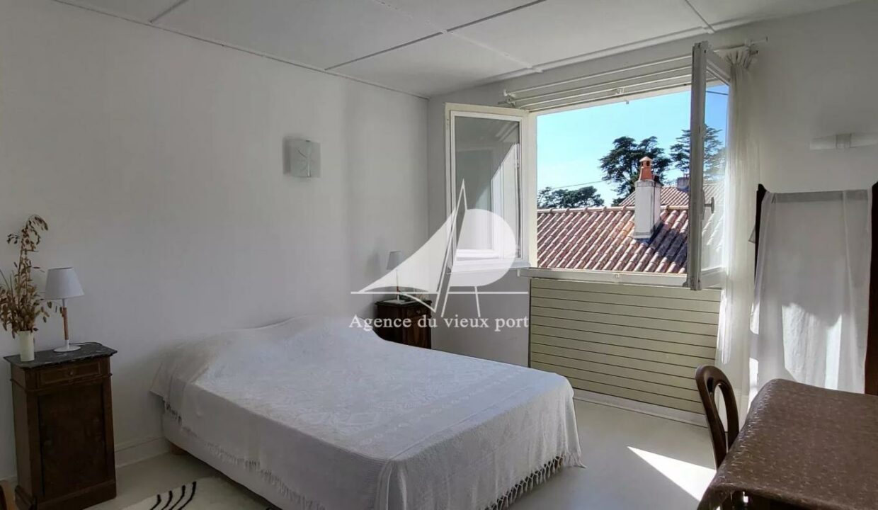 86207395-04122025-185019-5