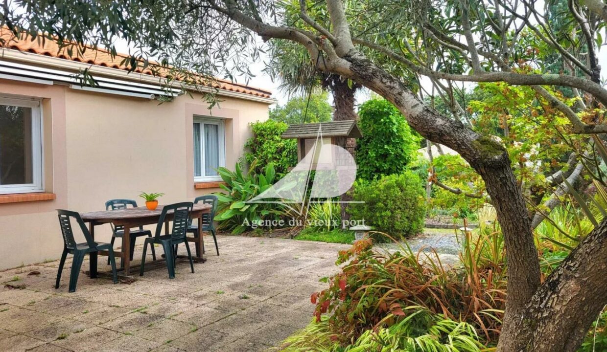 86217339-16122025-172054