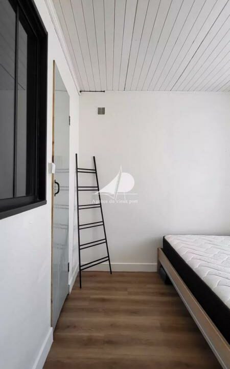 86199905-10042026-140503-1