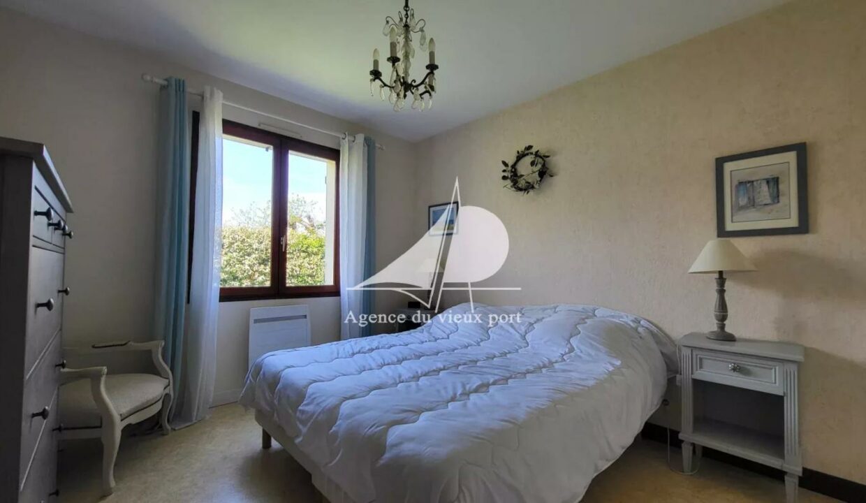 86901986-10042026-140507-4